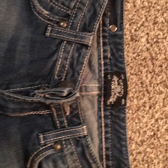 Jeans - Picture 2 of 3